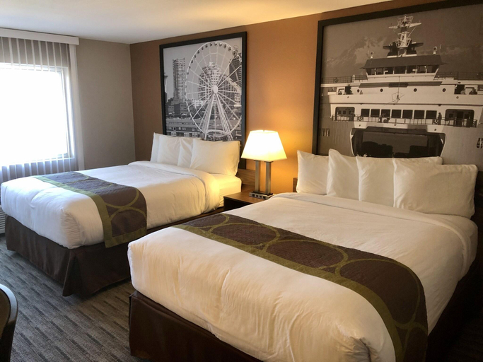 Bedroom 5, Super 8 by Wyndham Lynnwood, Snohomish