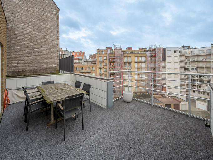 Balcony 4, Stylish Stay by Rubensplein, West-Vlaanderen