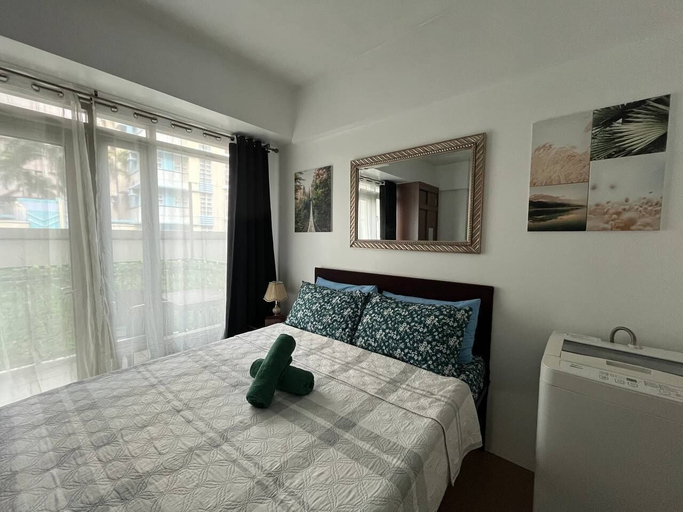 Room 2, Marvinn's by LVH - 150 Newport Boulevard, Pasay City