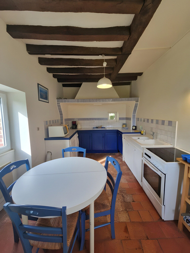 Private kitchen 2, Heritage Hideaway With Garden & Charm, Sarthe