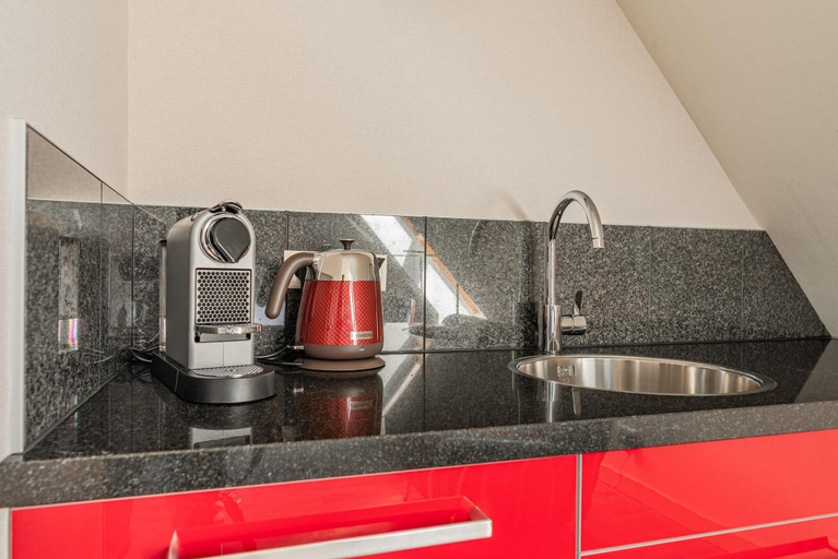Private kitchen 5, Tranquil Retreat Near Veerse Meer, Noord-Beveland
