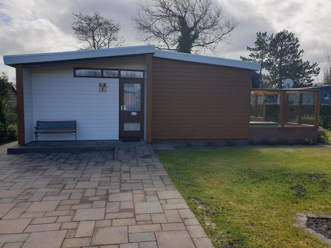 Exterior 3, Bungalow on Eureka Park Near Beach, Zijpe
