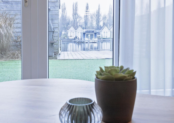 Interior detail 5, Waterfront Holiday Home With Terrace & Views, Nijefurd