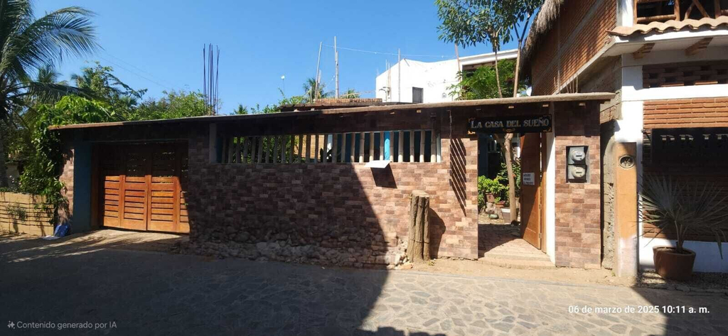 Front of property, La Casa Del Sueño, Dist. Pochutla