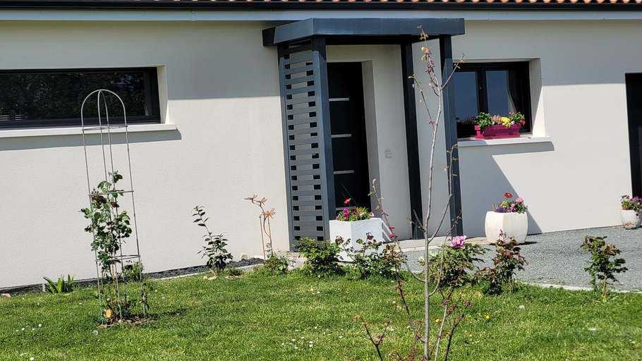 Others 2, Pause 24, Dordogne