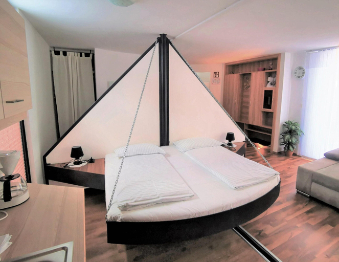 Bedroom 2, Loft in Gaal near Ski Slope Hiking Trails, Murtal