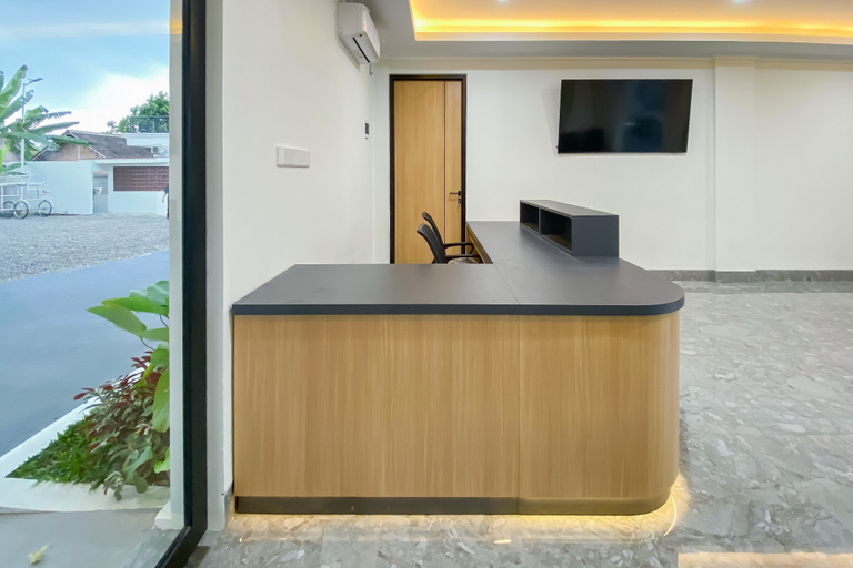 Lobby 5, Urbanview Griya Cendhani Magelang, Magelang