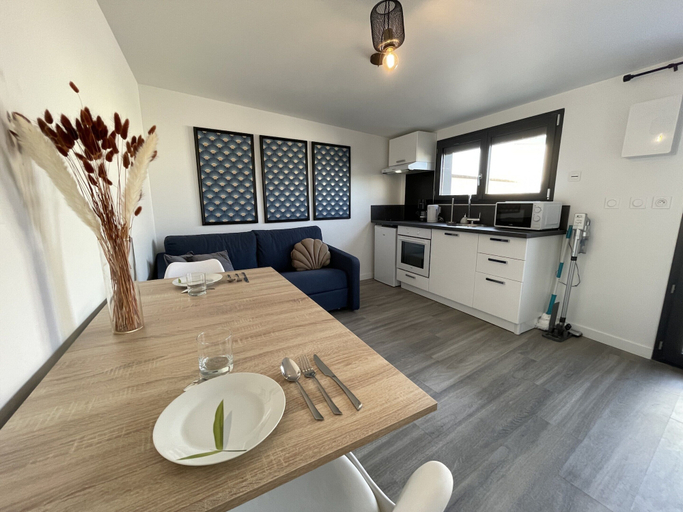 Living room 5, Apartment in Le Mans With Private Parking, Sarthe
