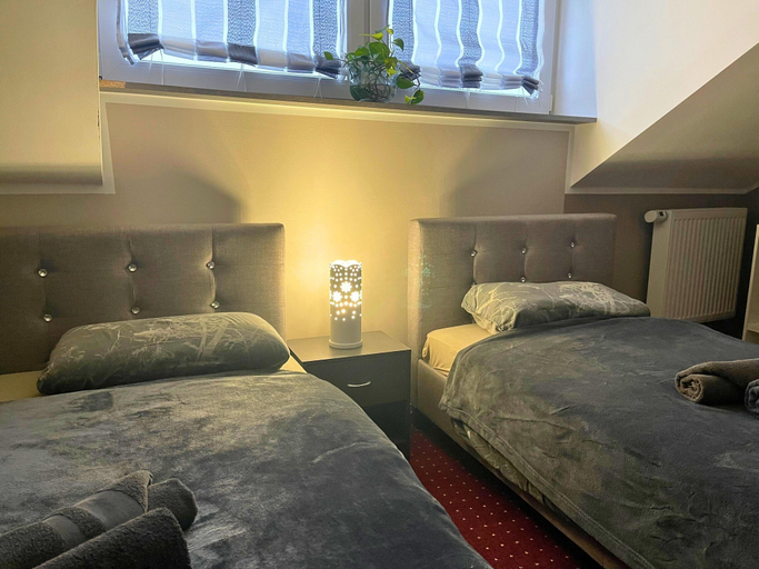 Room 5, Apartment in Pellingen Near Saar-hunsruck Park, Trier