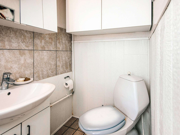 Bathroom 4, 8 Person Holiday Home in Ulfborg, Lemvig