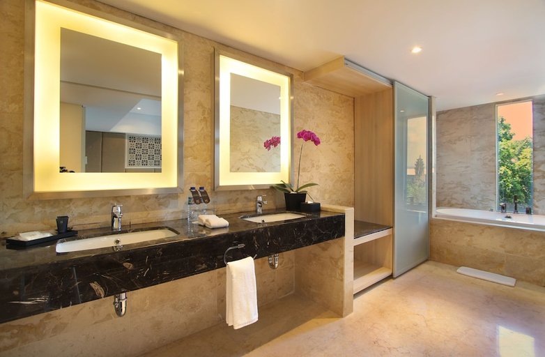 bathroom 8