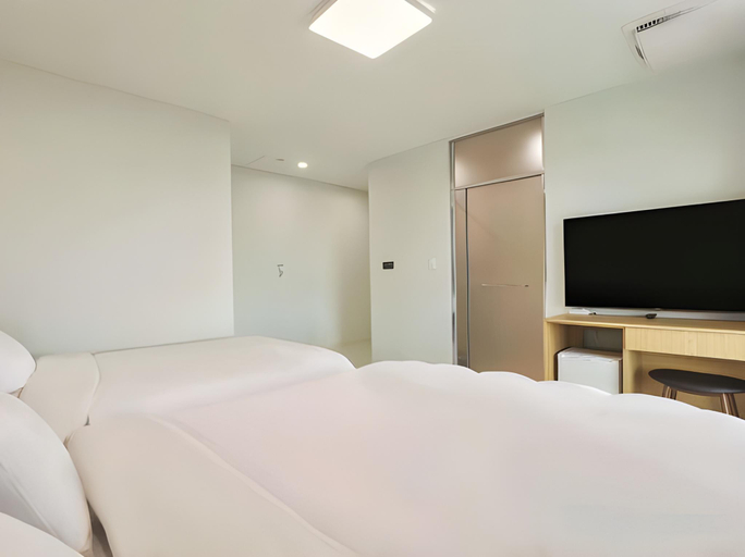 Others 5, Berith Hotel, Sokcho