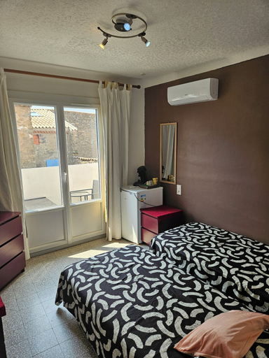 Room 5, Chambre 2 lit simple avec balcon, Aude