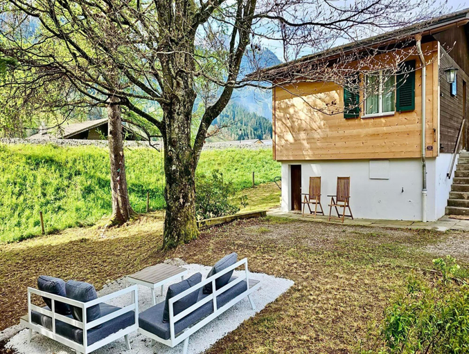 Exterior & Views 2, Cosy Chalet With Garden, Pays-d'Enhaut