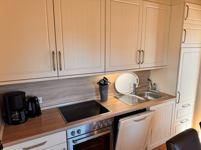 Private kitchen 4, Ferienhaus mit Viel Platz in Burhave, Wesermarsch