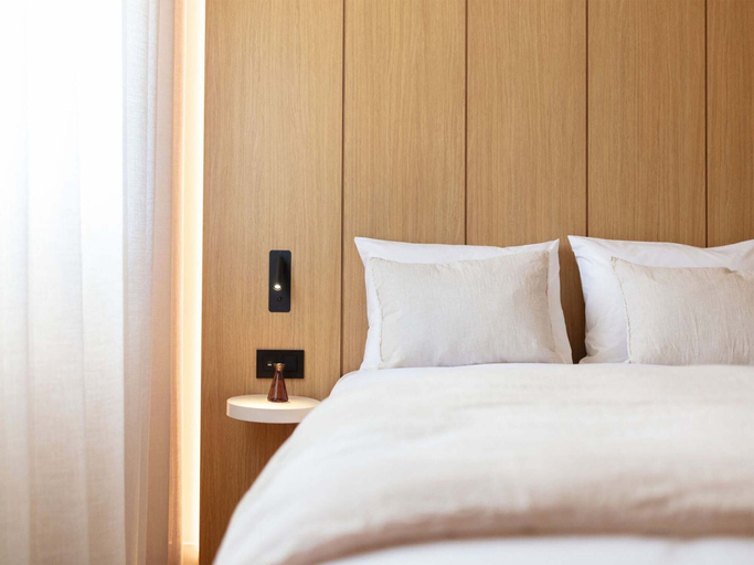 Room 5, Apartment in Baillargues With Heated Pool, Hérault