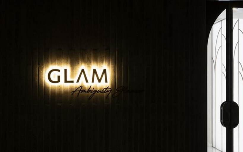 Others 4, Glam Hotel, Nam