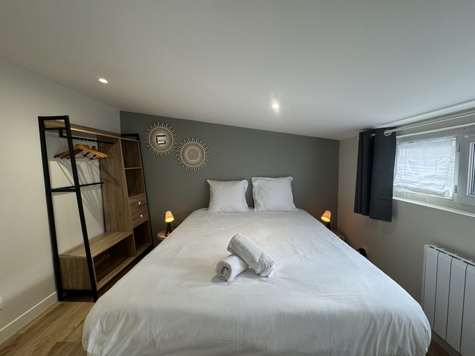 Room 4, Duplex in Le Mans Near 24 Hours Circuit, Sarthe