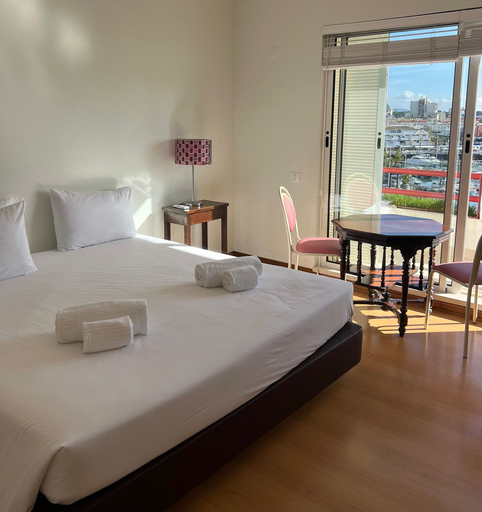 Room 5, Penthouse Triplex Marina T2 Hsrentals Vilamarina, Loulé
