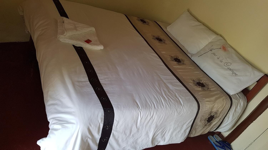 Bedroom 3, The Great Circle Lodge, Kieni