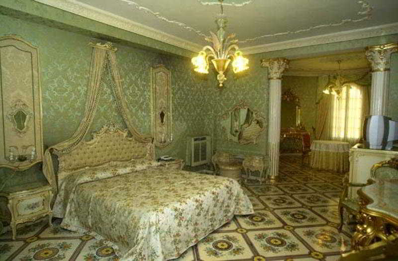 Bedroom, Grand Hotel La Sonrisa, Napoli