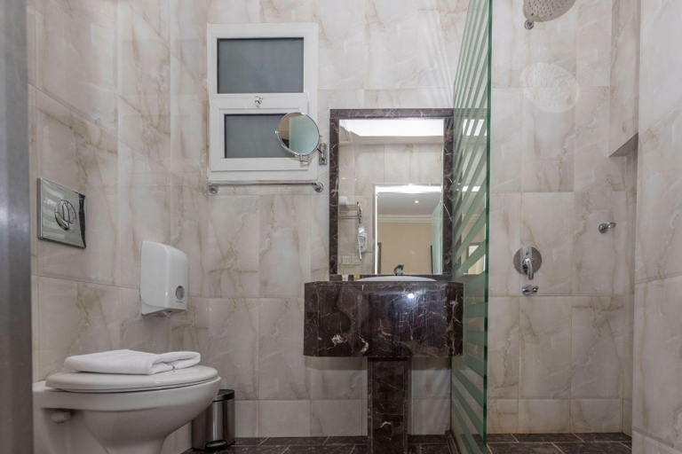 Bathroom 4, Hayat Alriyadh Hotel, Riyadh