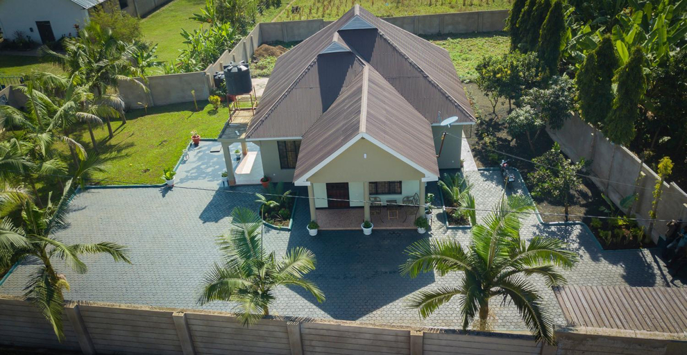 Others 4, Jadea residence, Meru