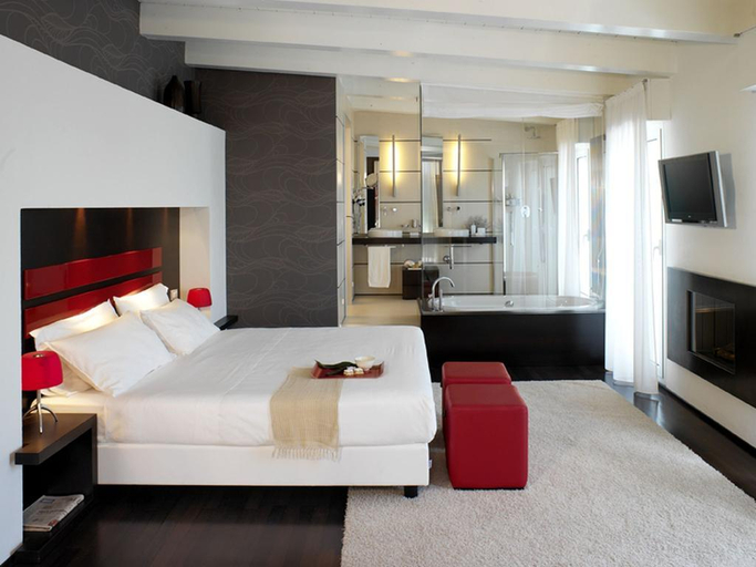 Bedroom 4, Dory, Rimini