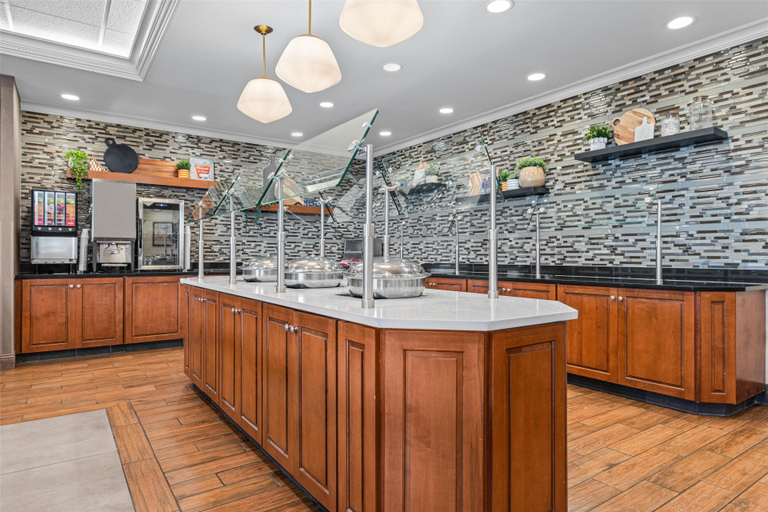 Food & Drinks 4, Drury Inn & Suites Creve Coeur - St. Louis, Saint Louis
