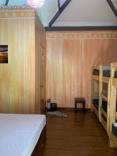 Others 4, MLB Bungalow Hostel, San Juan