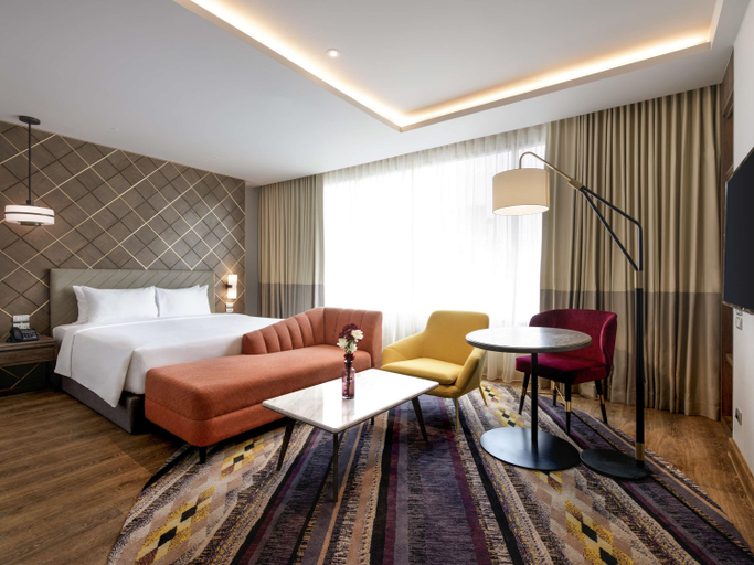 Bedroom 3, Mercure Bangkok Sukhumvit 24, Khlong Toey
