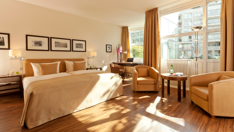 Bedroom 2, Abion Villa Suites, Berlin