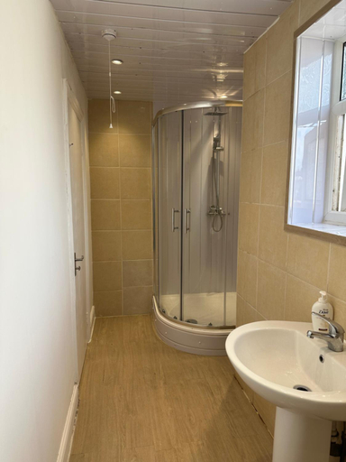 Others 3, Black & White Double Bedroom, London