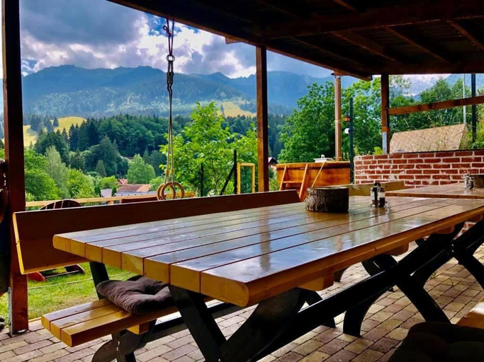 Others 5, Experiential Lodge Rooms, Bran