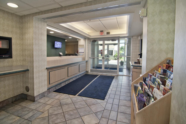 Public Area 2, Motel 6 Minneapolis-Brooklyn Center, Hennepin