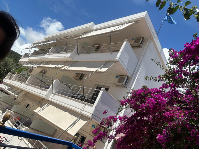 Others 4, Hotel villa Petro Dhermi, Vlorës