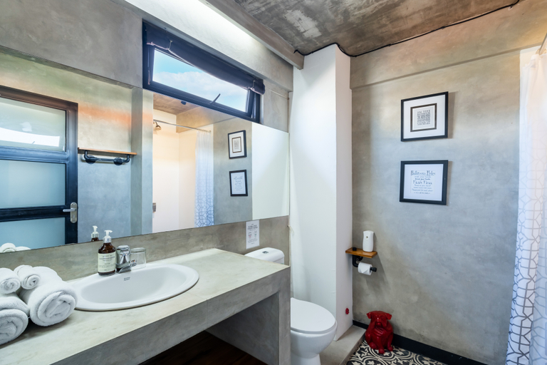 Bathroom 5, Balissimo Suites Seminyak by betterplace, Badung