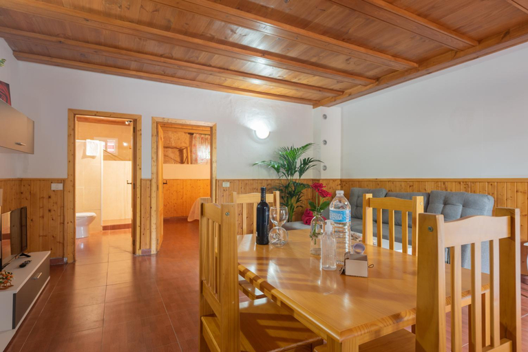 Others 5, Hacienda La Dehesa (Only Adults), Santa Cruz de Tenerife