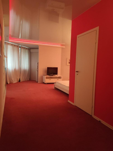 Others 5, Plaizir, Yaroslavskiy rayon