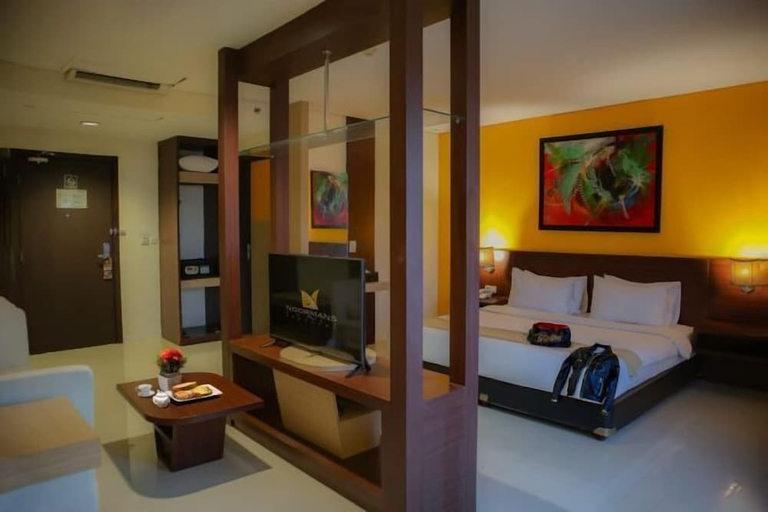 bedroom 13