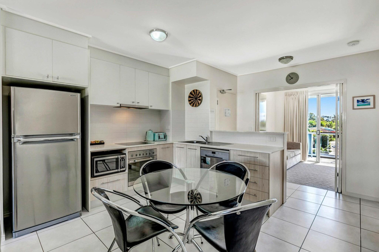 Bedroom 3, Ramada Encore By Wyndham Whale Cove Hervey Bay, Hervey Bay - Pt A