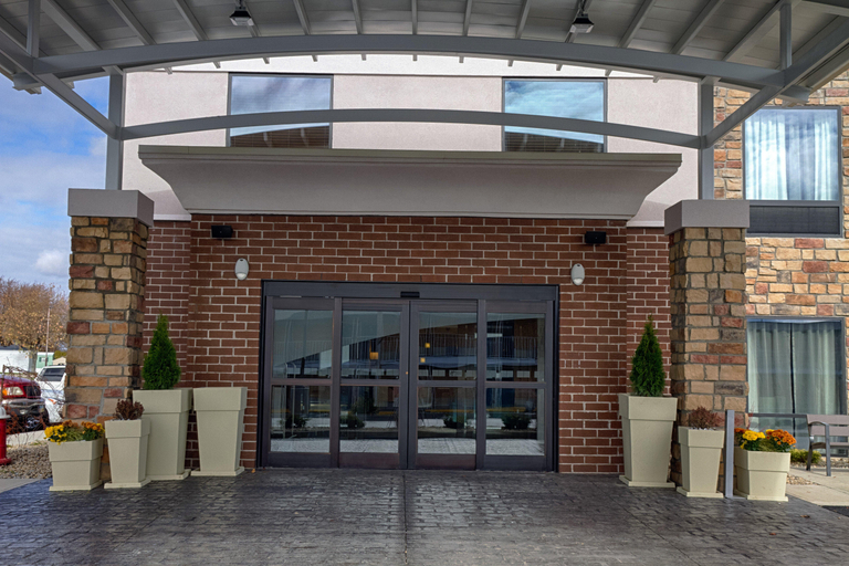Exterior & Views 2, Holiday Inn Express & Suites SIDNEY by IHG, Shelby