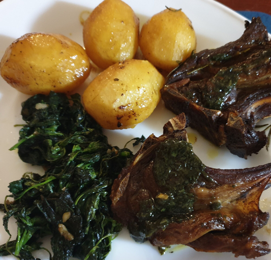 Food & Drinks 5, The Great Circle Lodge, Kieni