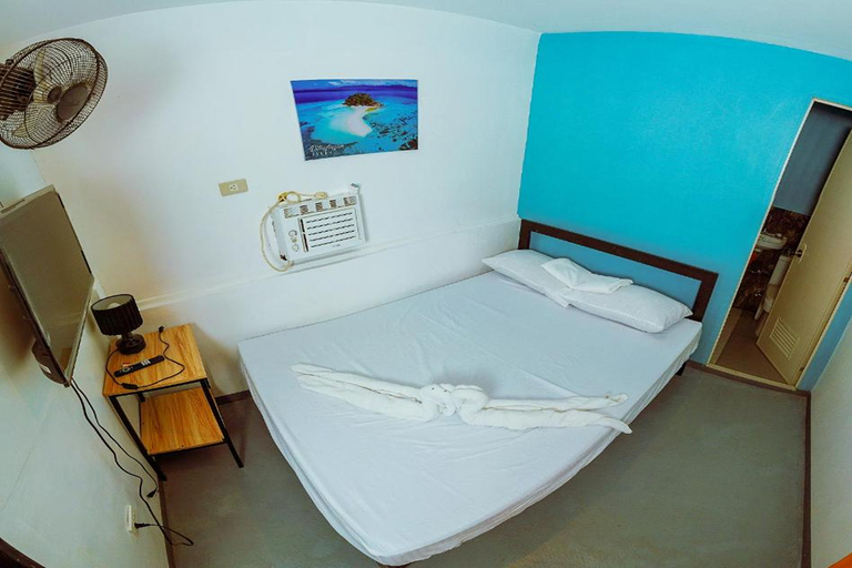 Bedroom 2, Adventourist Inn Coron, Coron