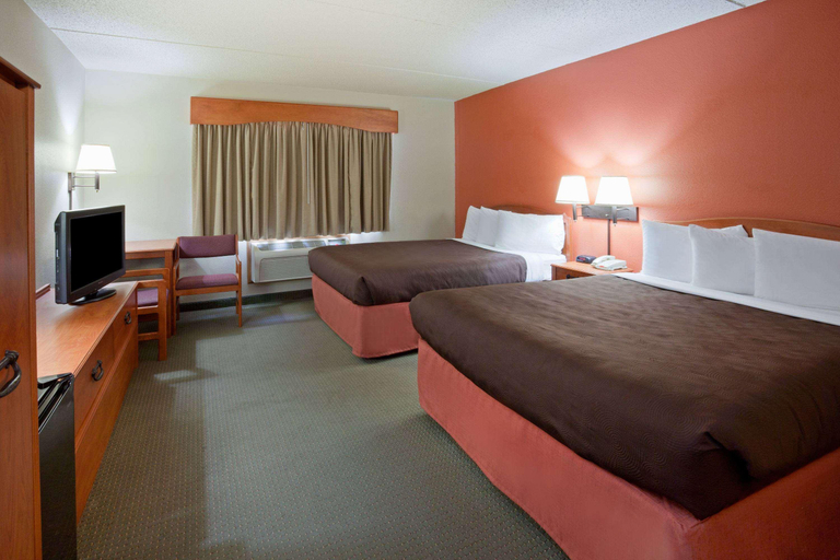 Bedroom, AmericInn by Wyndham Wetmore Munising, Alger