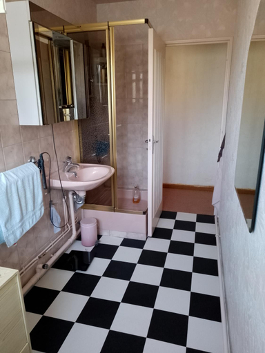 Others 3, Bienvenue chez Rosy, Sarthe