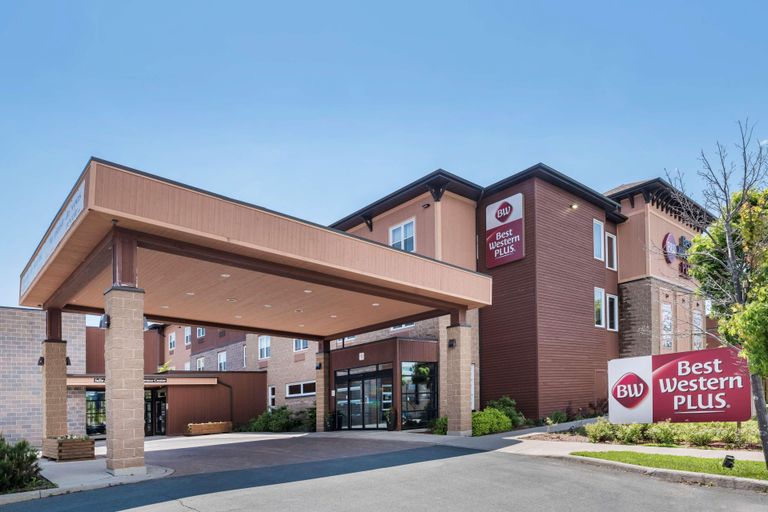 Exterior & Views 2, Best Western Plus Bathurst Hotel & Suites, Gloucester