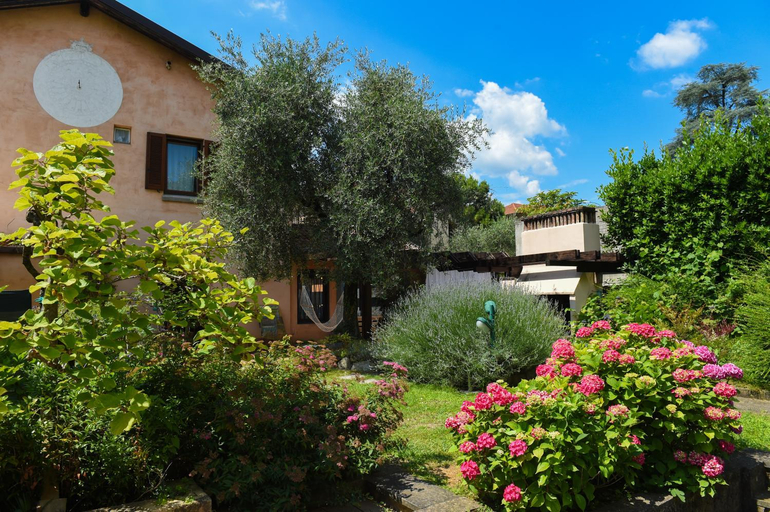 Others 4, Il Giardino Segreto, Brescia