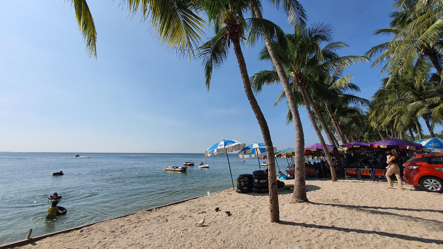 Others 3, T.tone House at Bangsaen Beach, Muang Chon Buri
