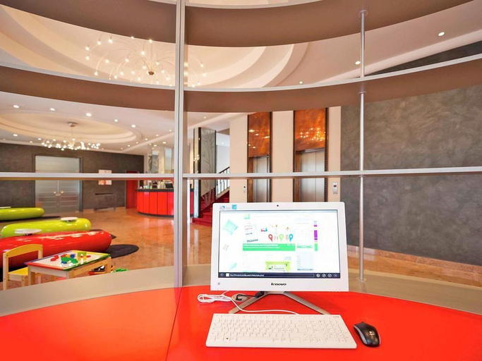 Public Area, Hotel Toscanini, Parma